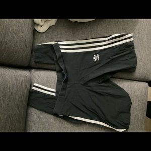Adidas leggings